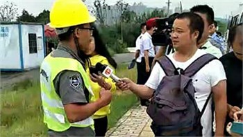 株洲市副市長、市公安局局長李曉葵視查工地現(xiàn)場(chǎng)